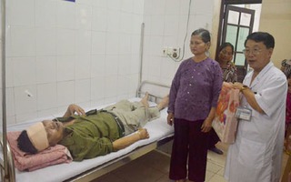 Vụ 2 xe khách tông nhau: Lời kể của người thoát khỏi "tử thần" 